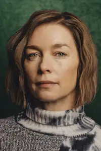 Julianne Nicholson
